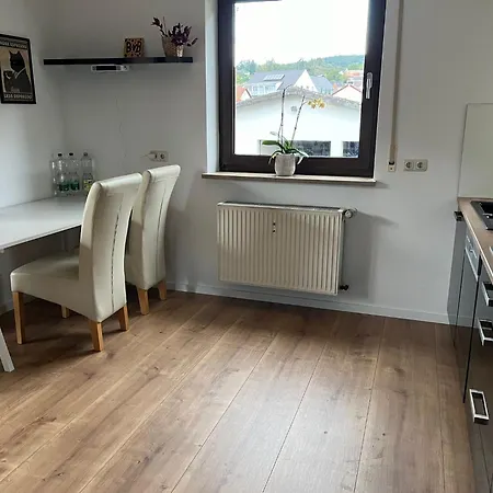 Superschoene 4-zimmerwohnung