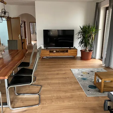 Superschoene 4-zimmerwohnung